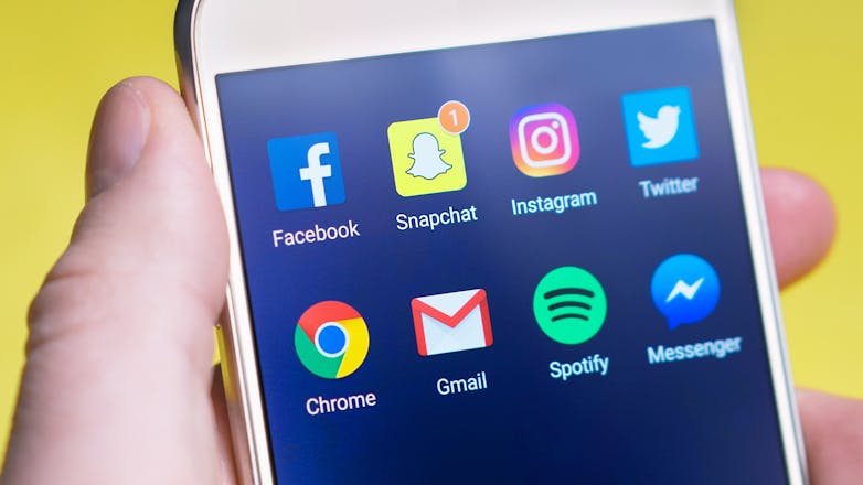 social-media-apps-in-phone
